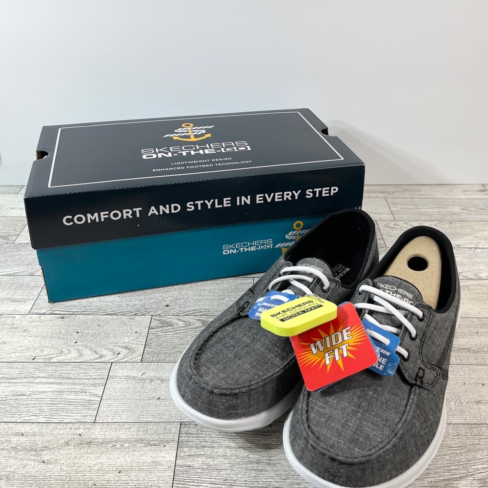 Skechers On The Go, Go Walk Lite Black/White sz 6